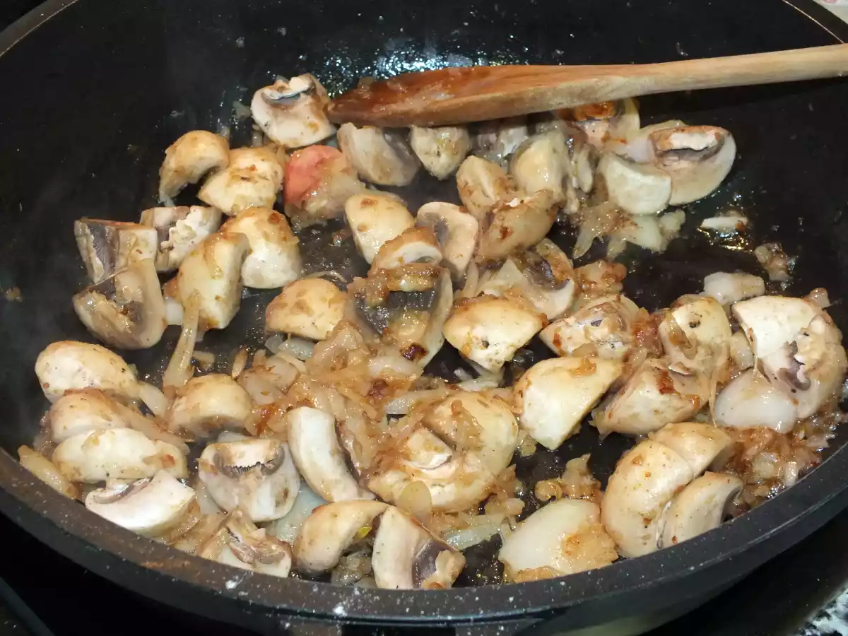 Albóndigas con Sepia y Gambas - foto 3