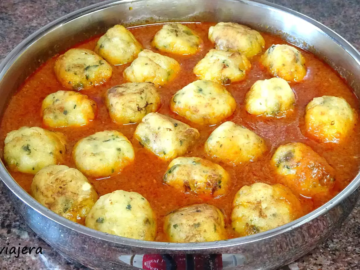 Albóndigas de bacalao con salsa vizcaína - foto 3