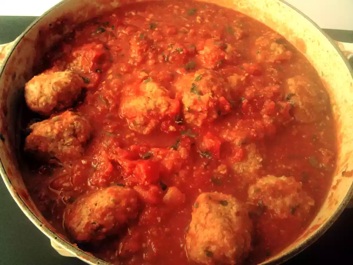 Albóndigas en salsa de tomate (receta italiana) - foto 3