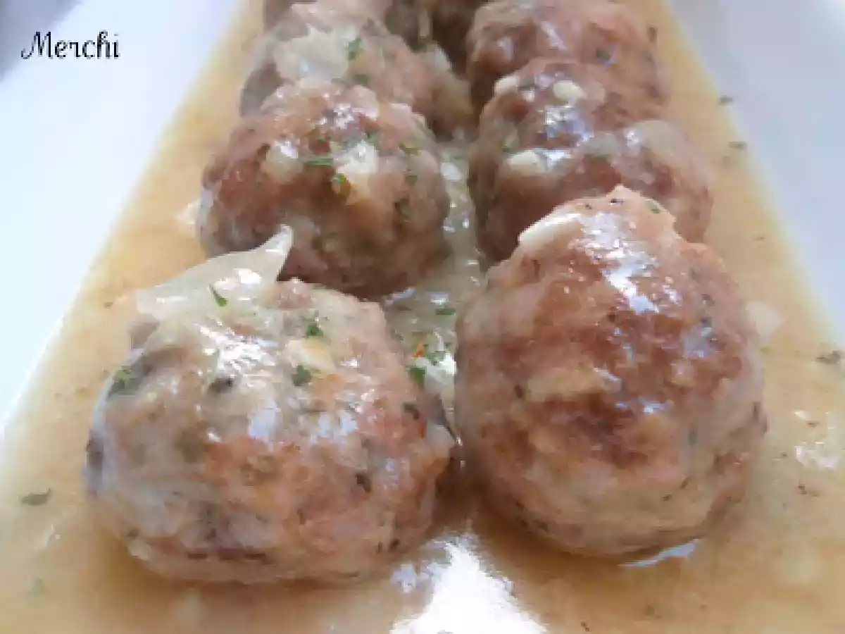 Albóndigas rellenas de queso fresco - foto 2