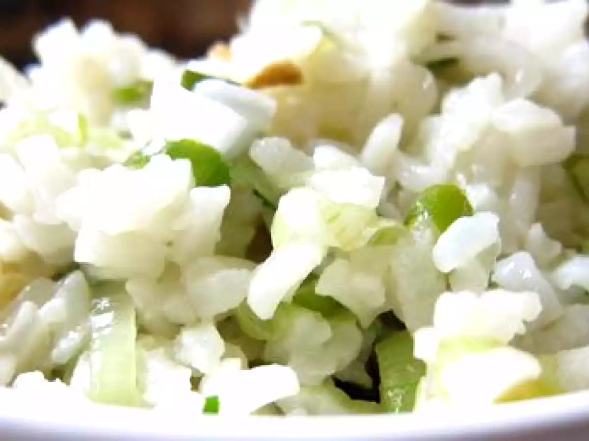 Arroz con cebolleta y jengibre aromatizado con infusión de lemongrass