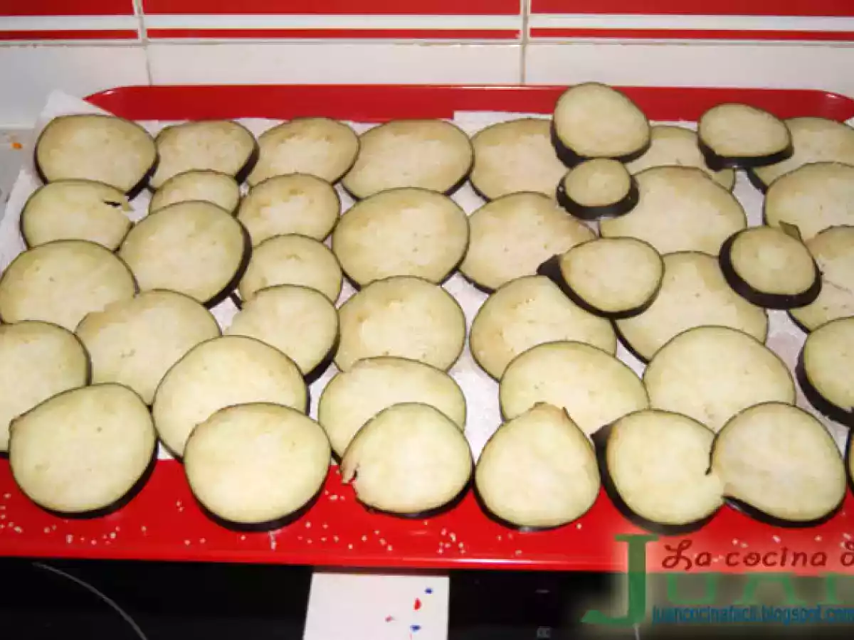 BERENJENAS RELLENAS Y REBOZADAS - foto 2