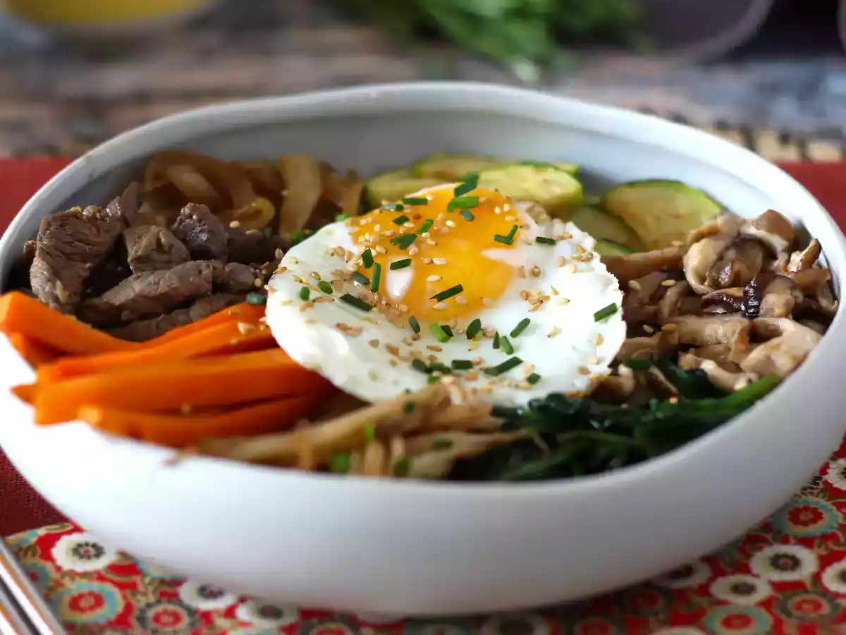 Bibimbap, plato tradicional coreano - foto 7
