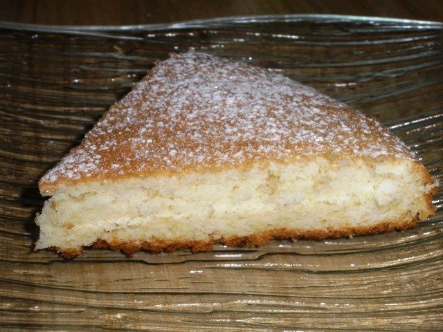 Bizcocho base para tartas hecho con claras de huevo - Receta