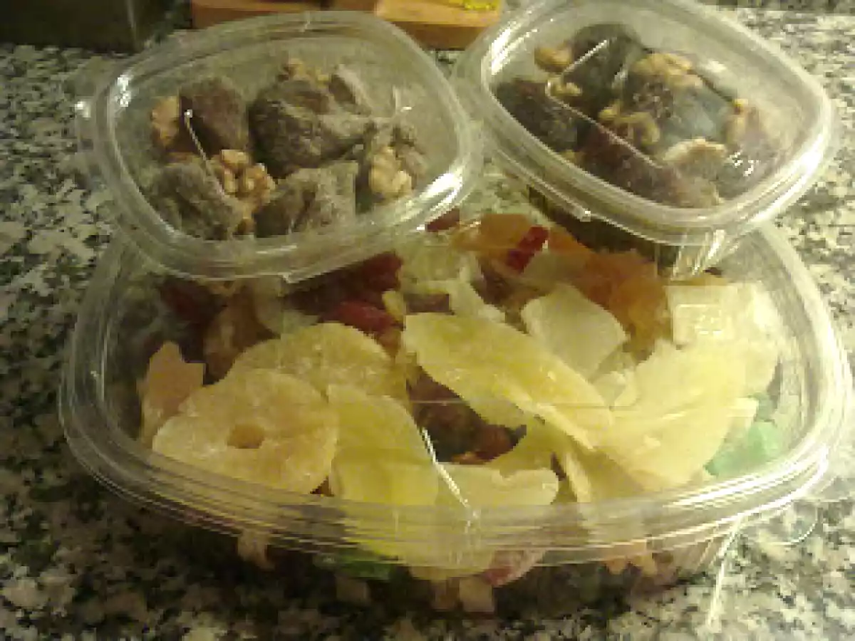 BIZCOCHO DE YOGUR AL AROMA DE LAVANDA Y FRUTAS DESHIDRATADAS (Panificadora Moulinex) - foto 2