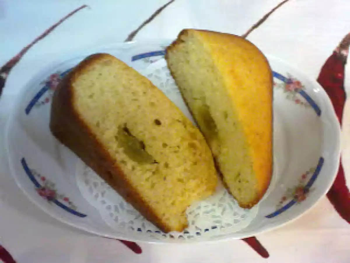 BIZCOCHO DE YOGUR AL AROMA DE LAVANDA Y FRUTAS DESHIDRATADAS (Panificadora Moulinex) - foto 3