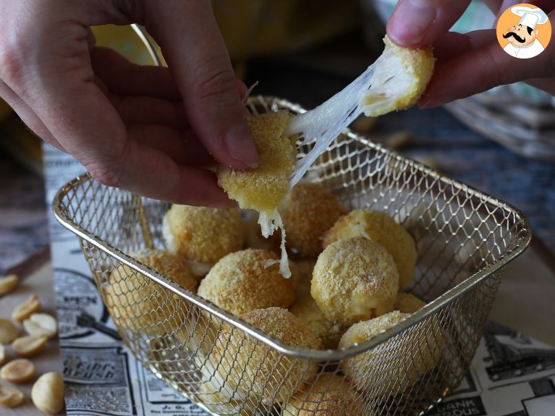 Bolitas de mozzarella empanadas en freidora de aire - foto 2