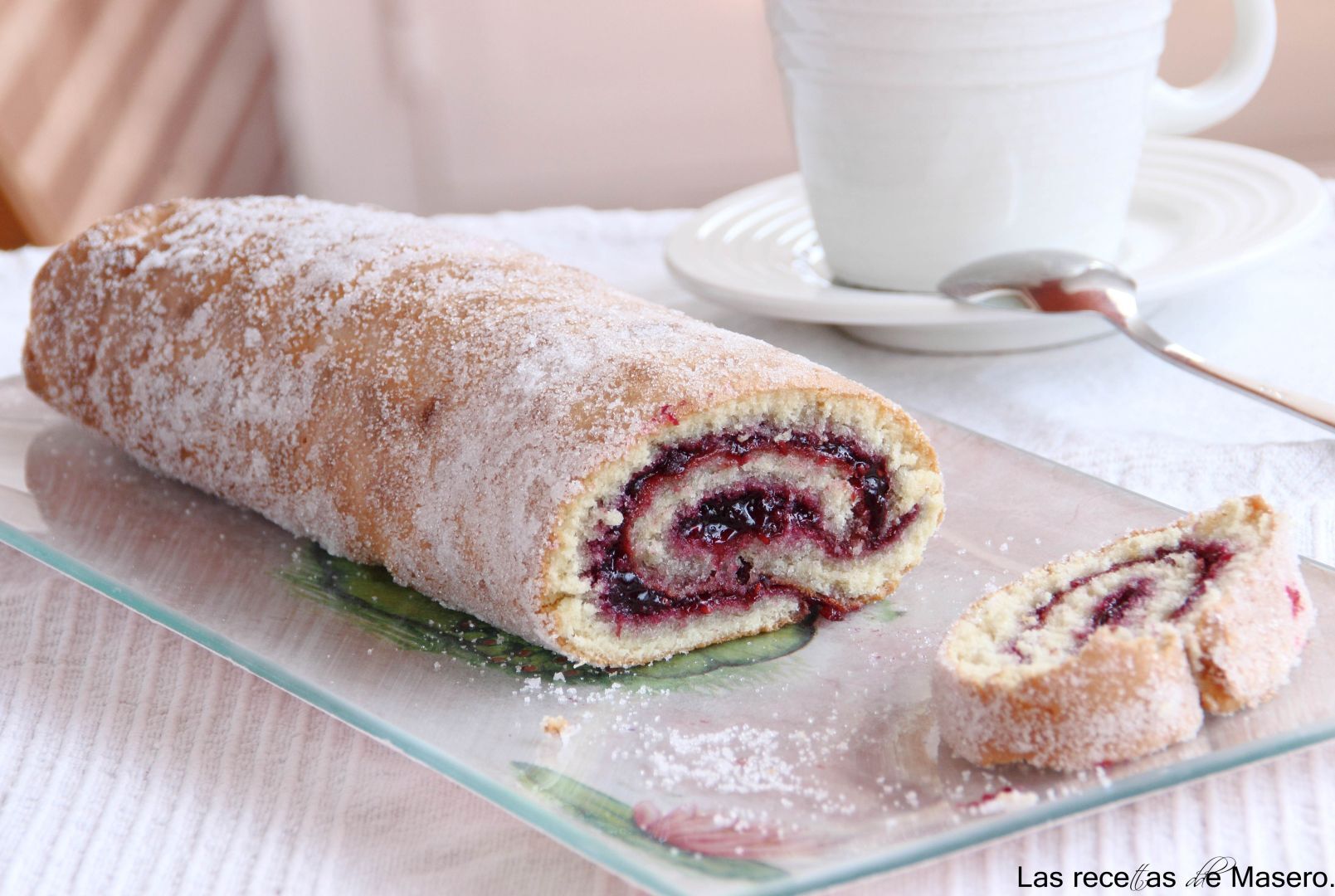 Brazo de gitano con mermelada - Receta Petitchef