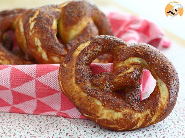 Bretzels, pretzels alemanes caseros - Receta Petitchef