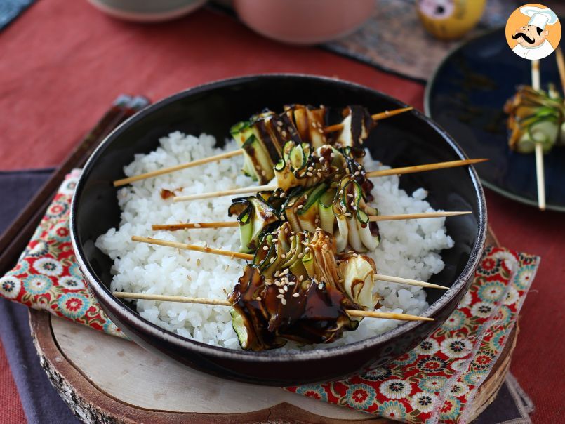 Brochetas vegetarianas de calabacín con una deliciosa salsa asiática picante - foto 4