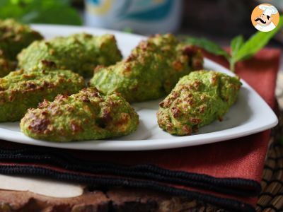 Buñuelos de guisantes, queso feta y menta en freidora de aire, foto 2