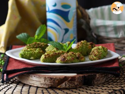 Buñuelos de guisantes, queso feta y menta en freidora de aire - foto 4