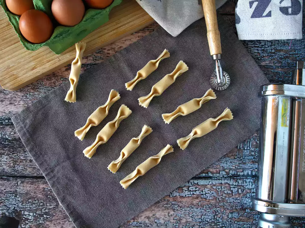 Caramelle, raviolis con forma de caramelo, rellenos de calabaza y ricotta - foto 4