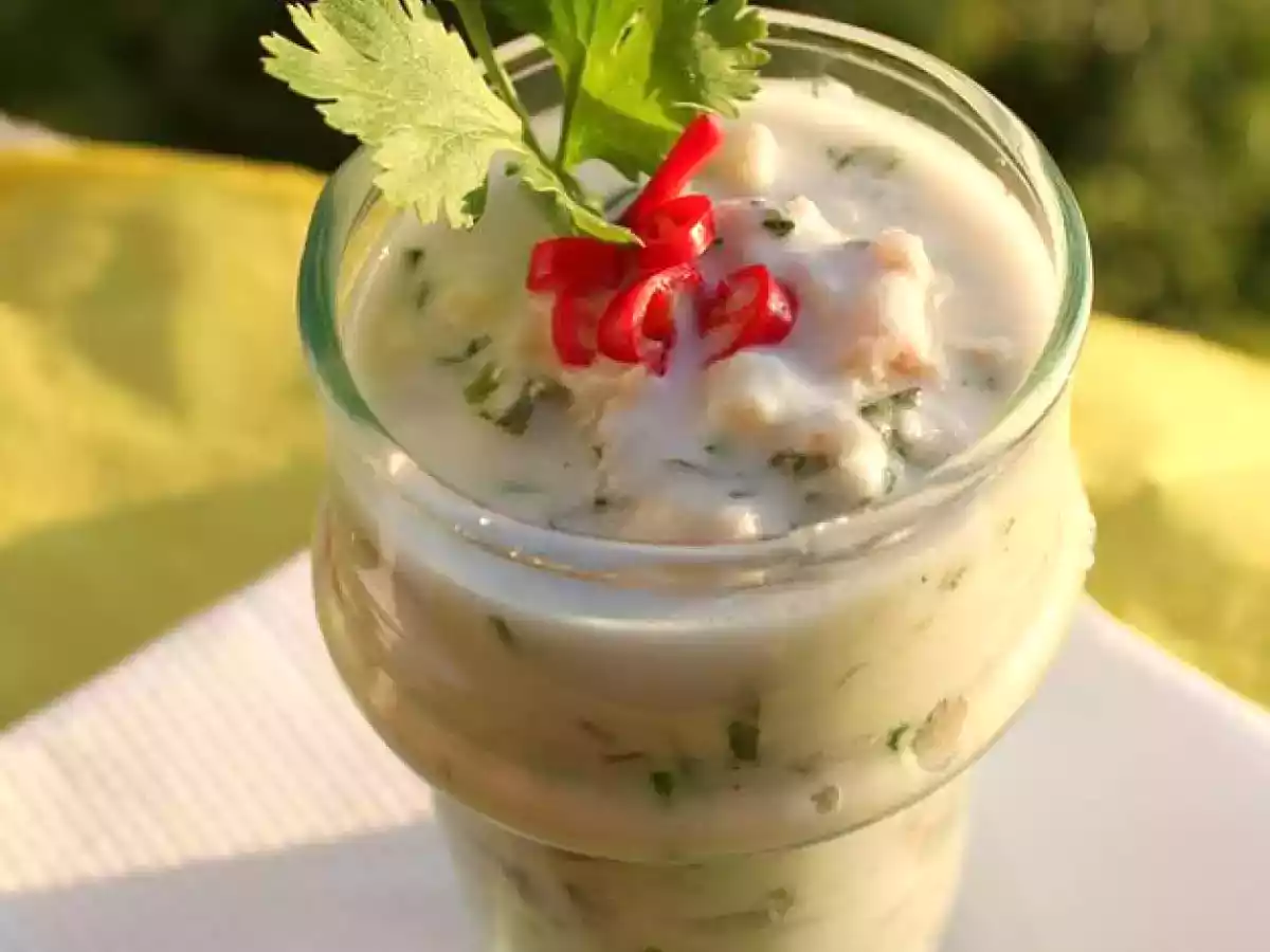 Ceviche de pescado con leche de coco