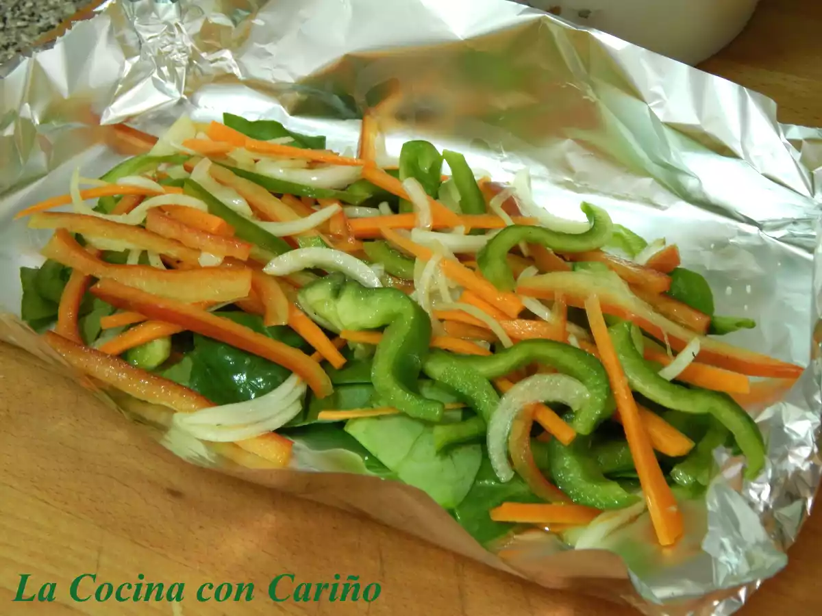 Chuletas de cerdo en papillote con verduras - foto 3