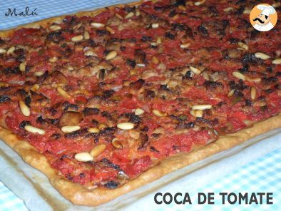 Coca de tomate : típica de la provincia de Castellón