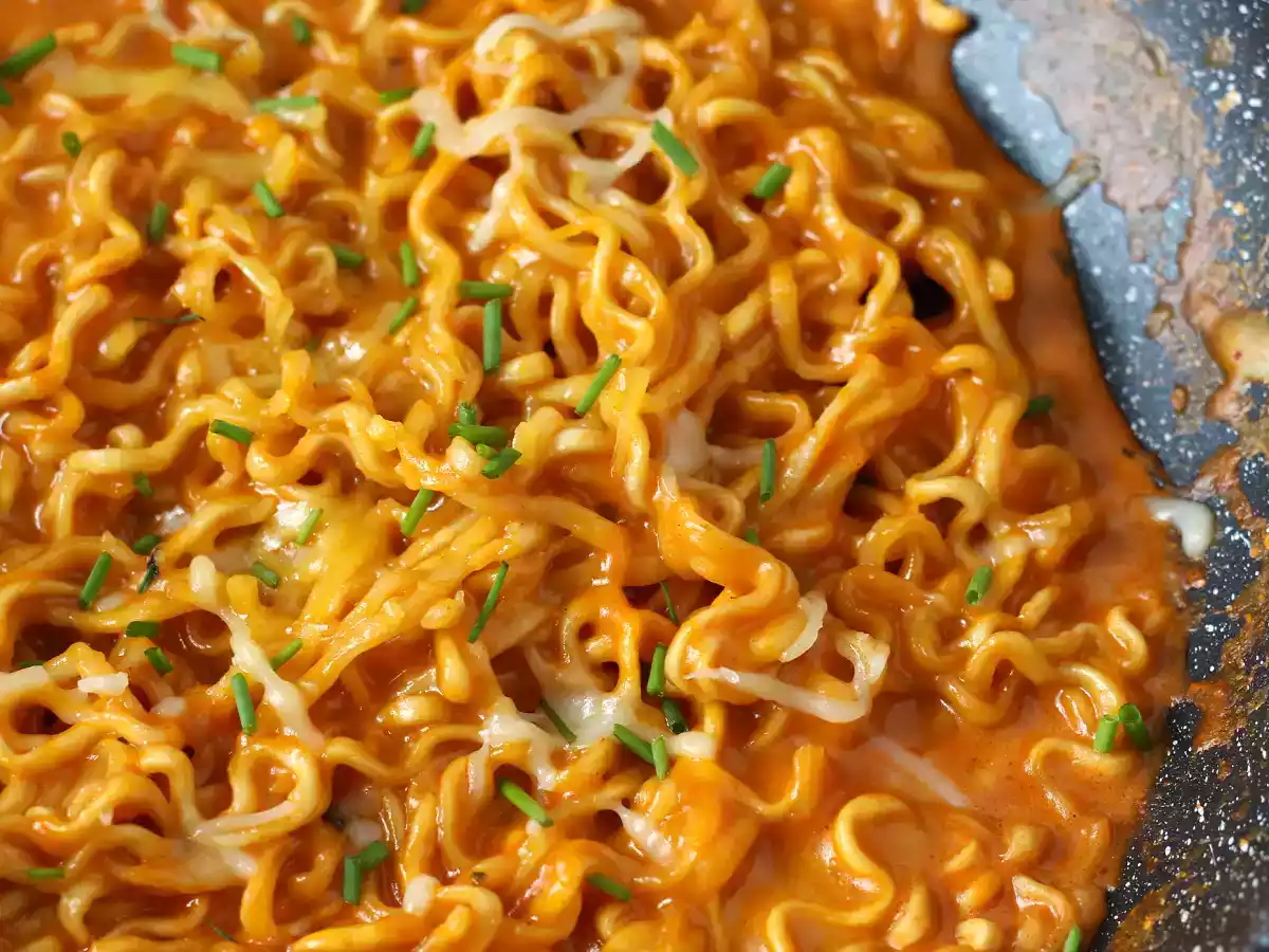 Cómo preparar ramen Buldak de queso - foto 6