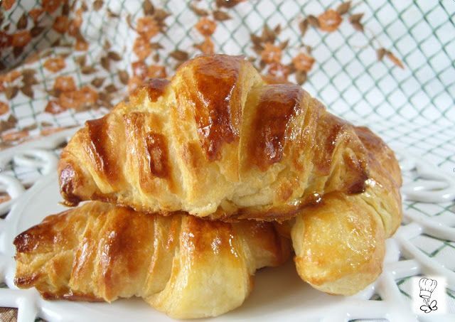 Croissant caseros masa semi-hojaldrada - Receta Petitchef