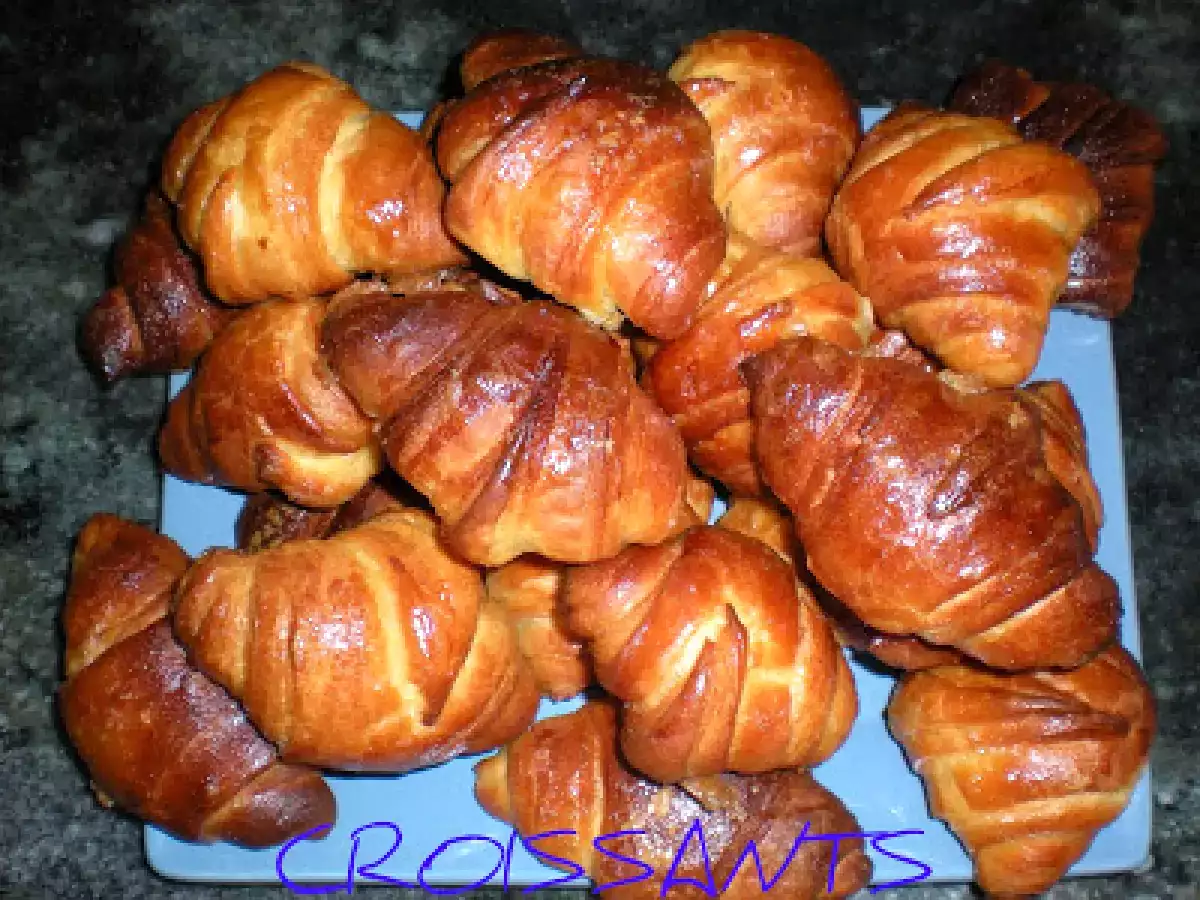 CROISSANTS