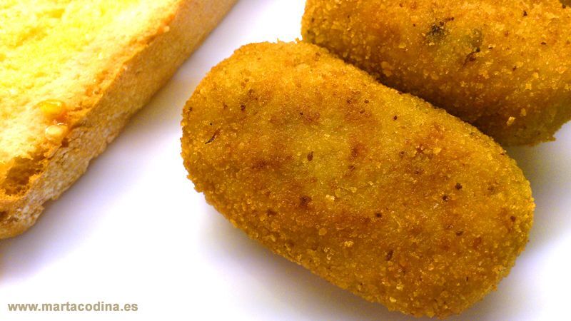 Croquetas de pollo y champiñones - Receta Petitchef