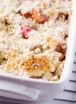 Crumble de ruibarbo - Receta Petitchef