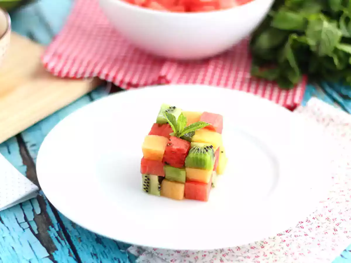 Cubo de rubik de fruta, ensalada de frutas con estilo - foto 3