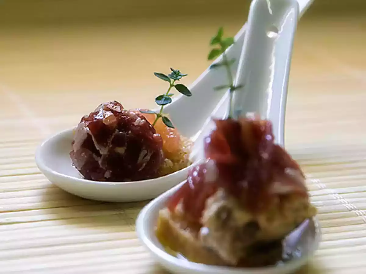 Cuchara blanca de pata negra - foto 2