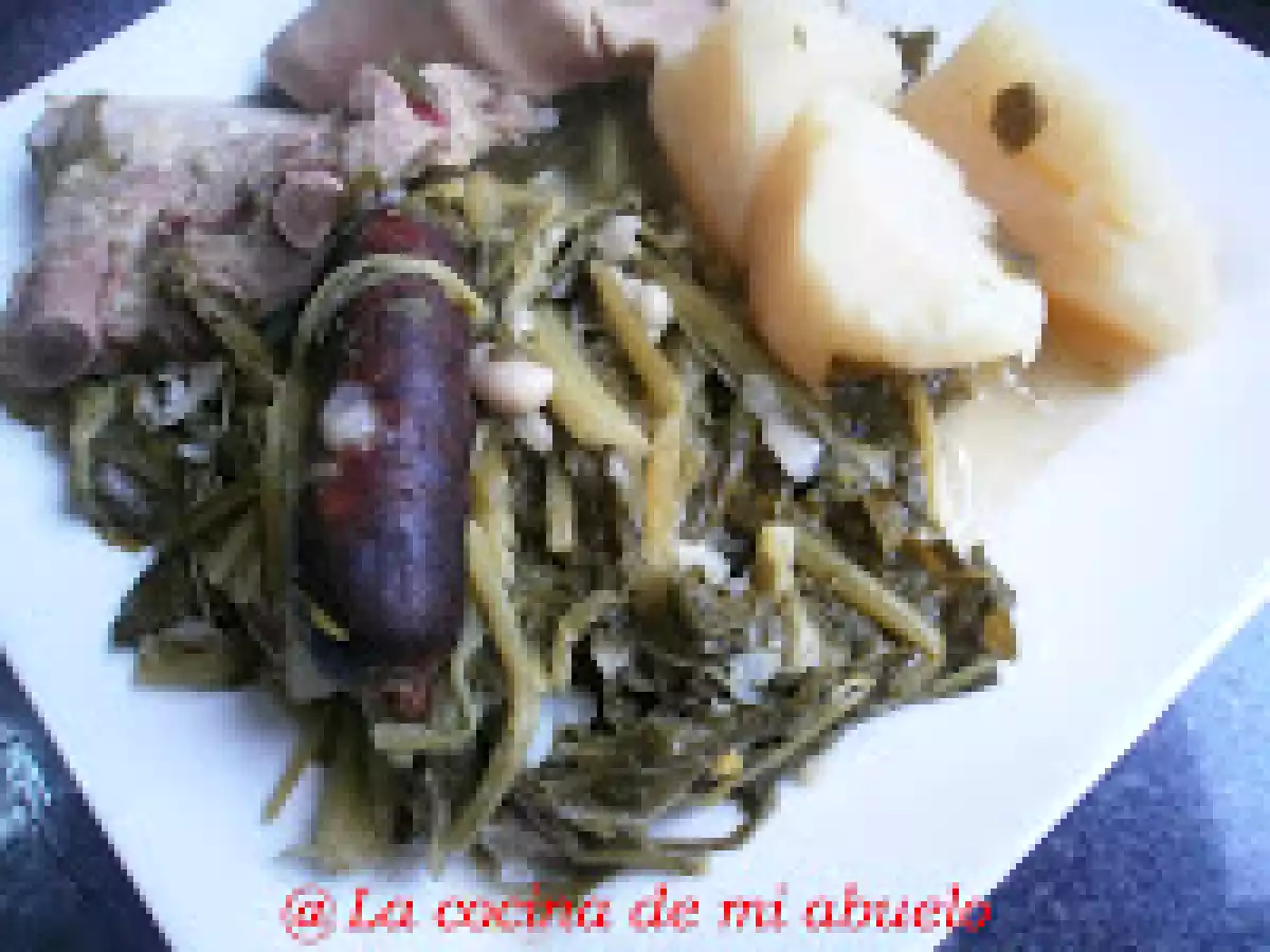 Empanadillas de grelos y queso tetilla - foto 4