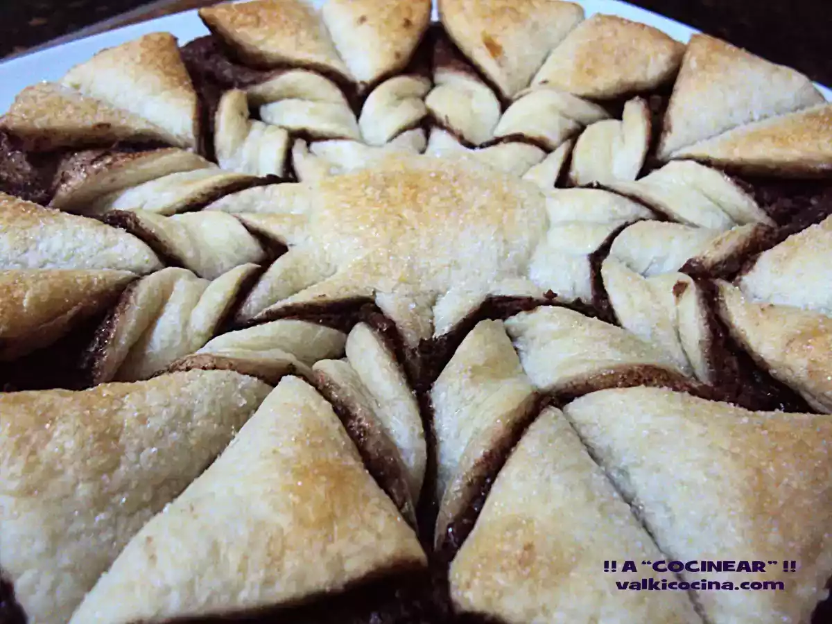 Estrella de hojaldre con crema de cacao