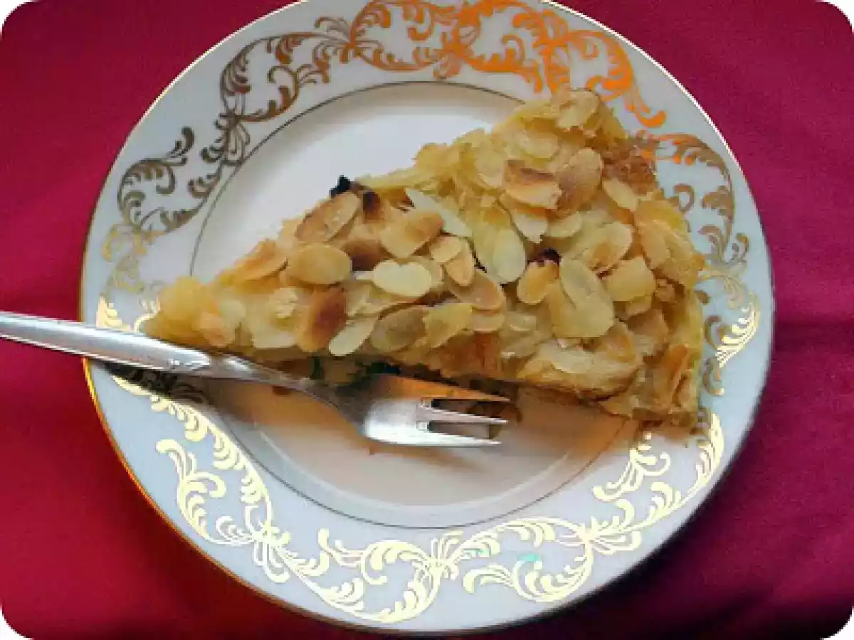 Fondant de manzana con gratinado de almendras - foto 3