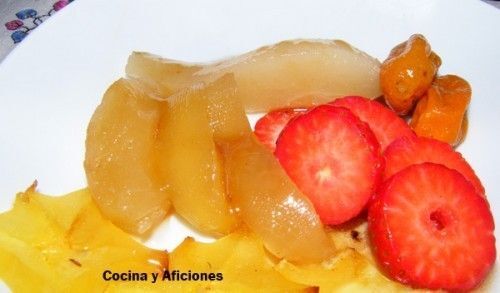 Frutas al almíbar de champán, receta - Receta Petitchef