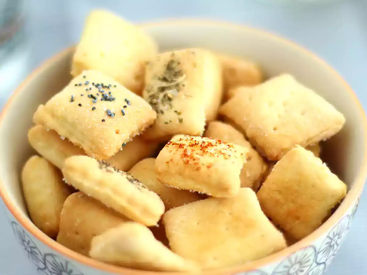 Galletitas saladas caseras especiadas - foto 2