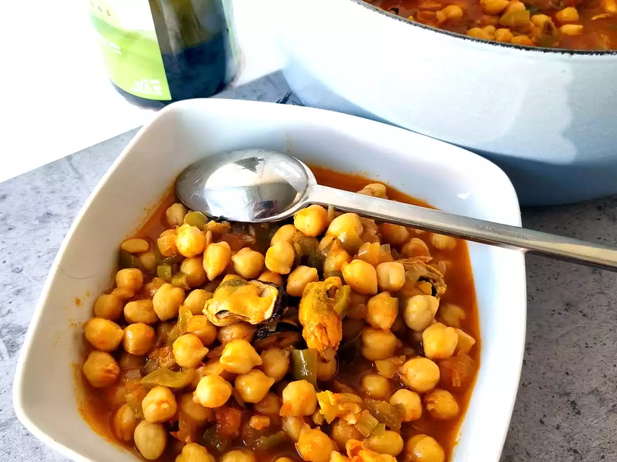 Garbanzos con mejillones, guiso de invierno - foto 2