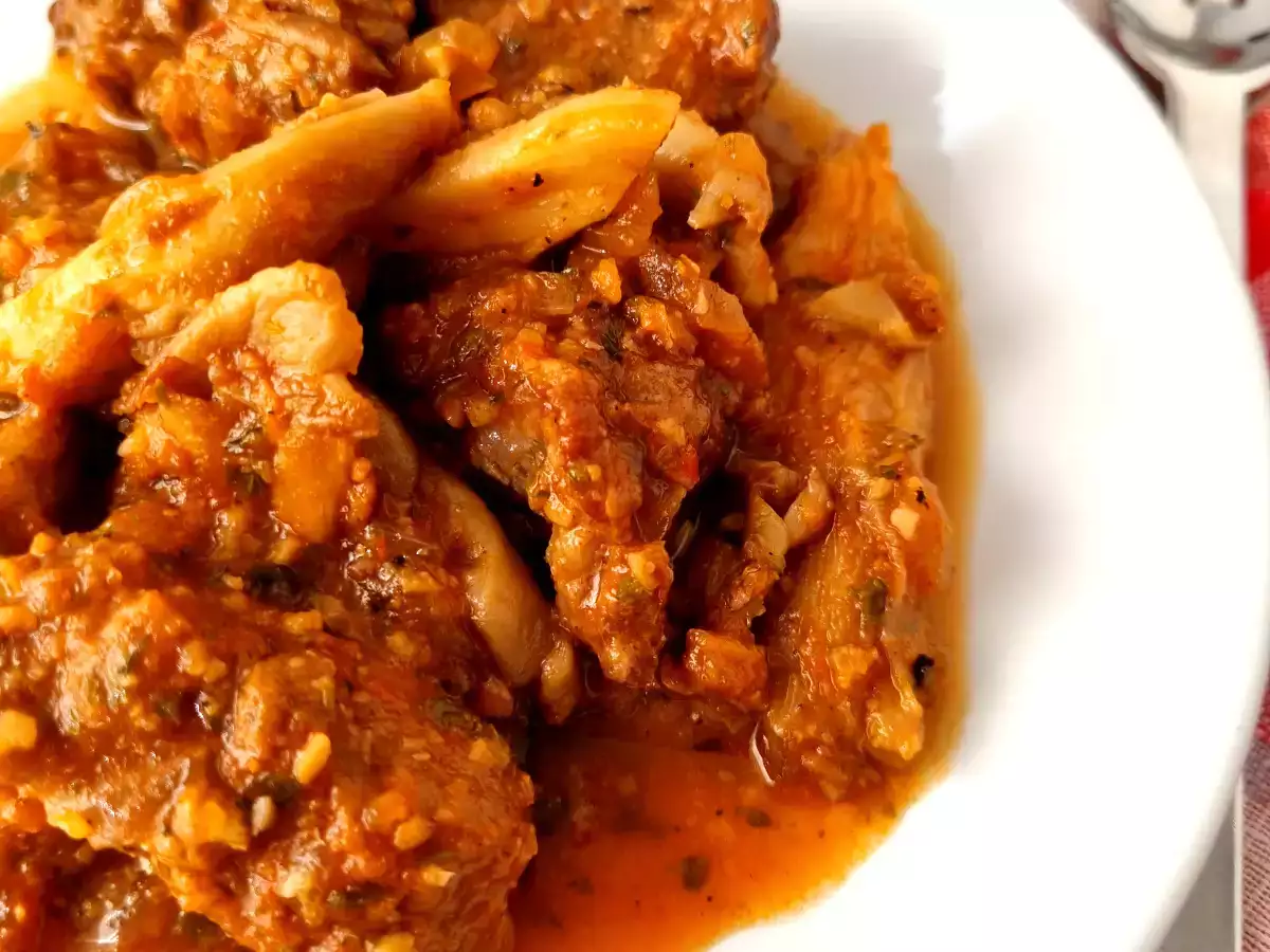 Guiso catalán de ternera y setas {estofat de bou}