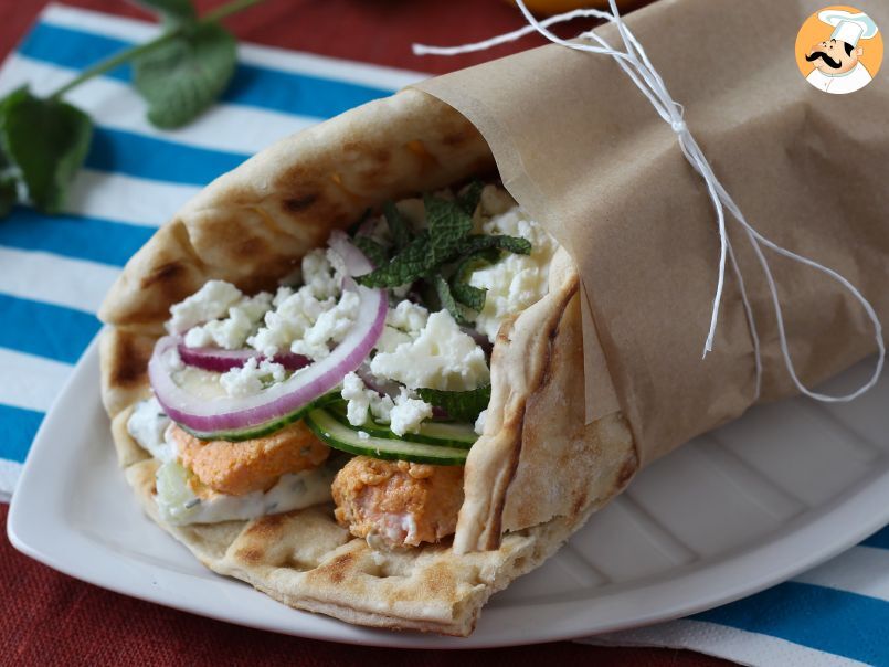 Gyros de salmón, ¡el sandwich de pescado perfecto para el verano!