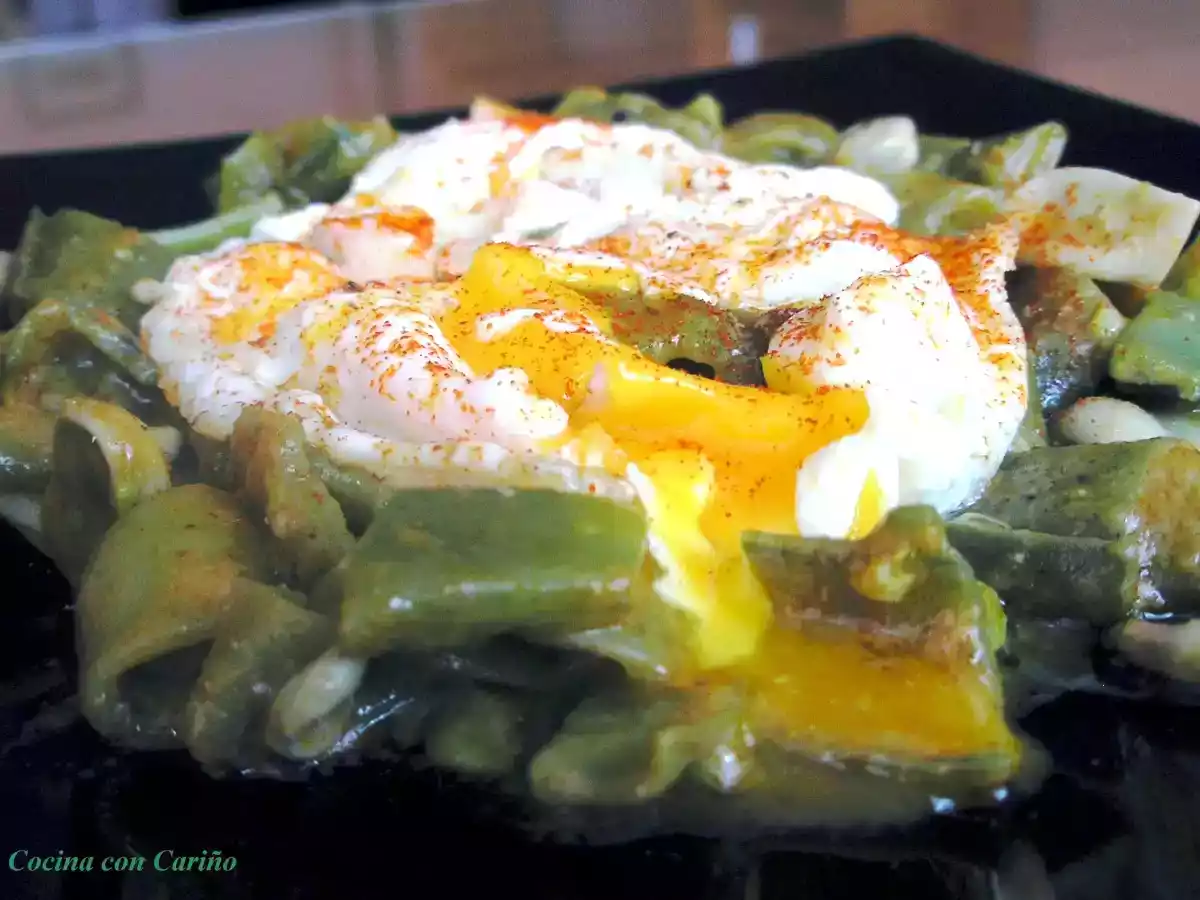 Habas tiernas esparragás con huevos rotos - foto 7