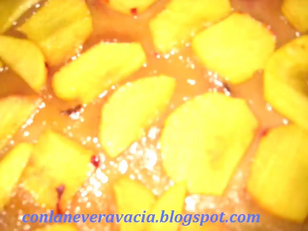 HOJALDRE DE NECTARINA Y MERMELADA DE PLÁTANO - foto 3