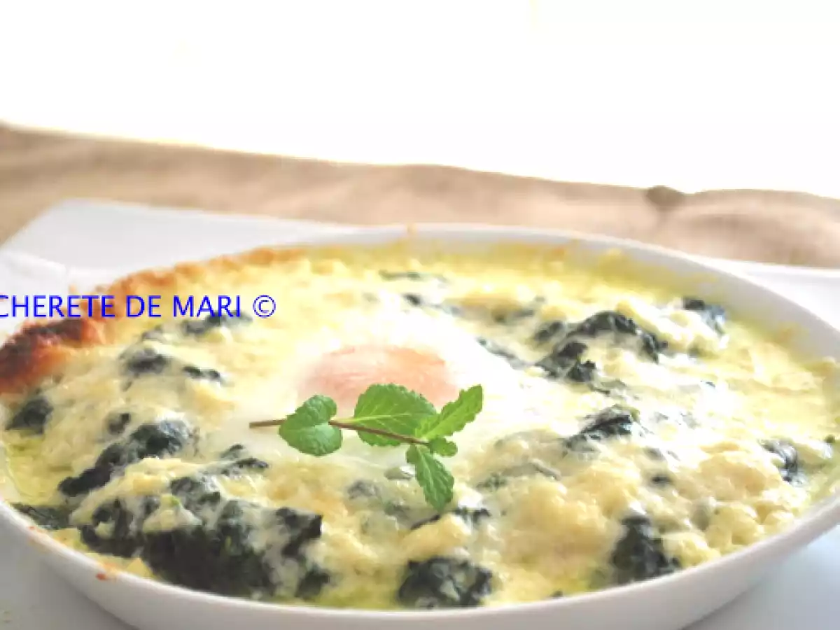 Huevos al plato con espinacas y salsa de queso - foto 3