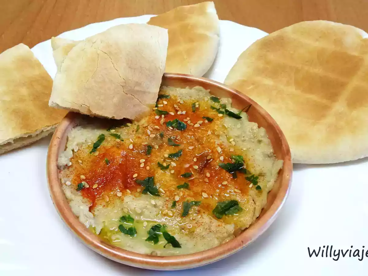 Hummus de berenjena o baba ganoush
