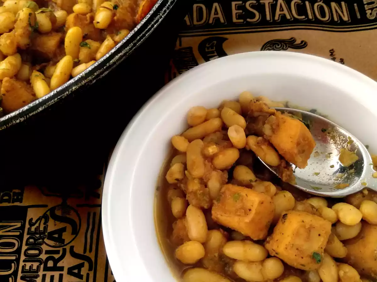 Judías blancas con pota - foto 2