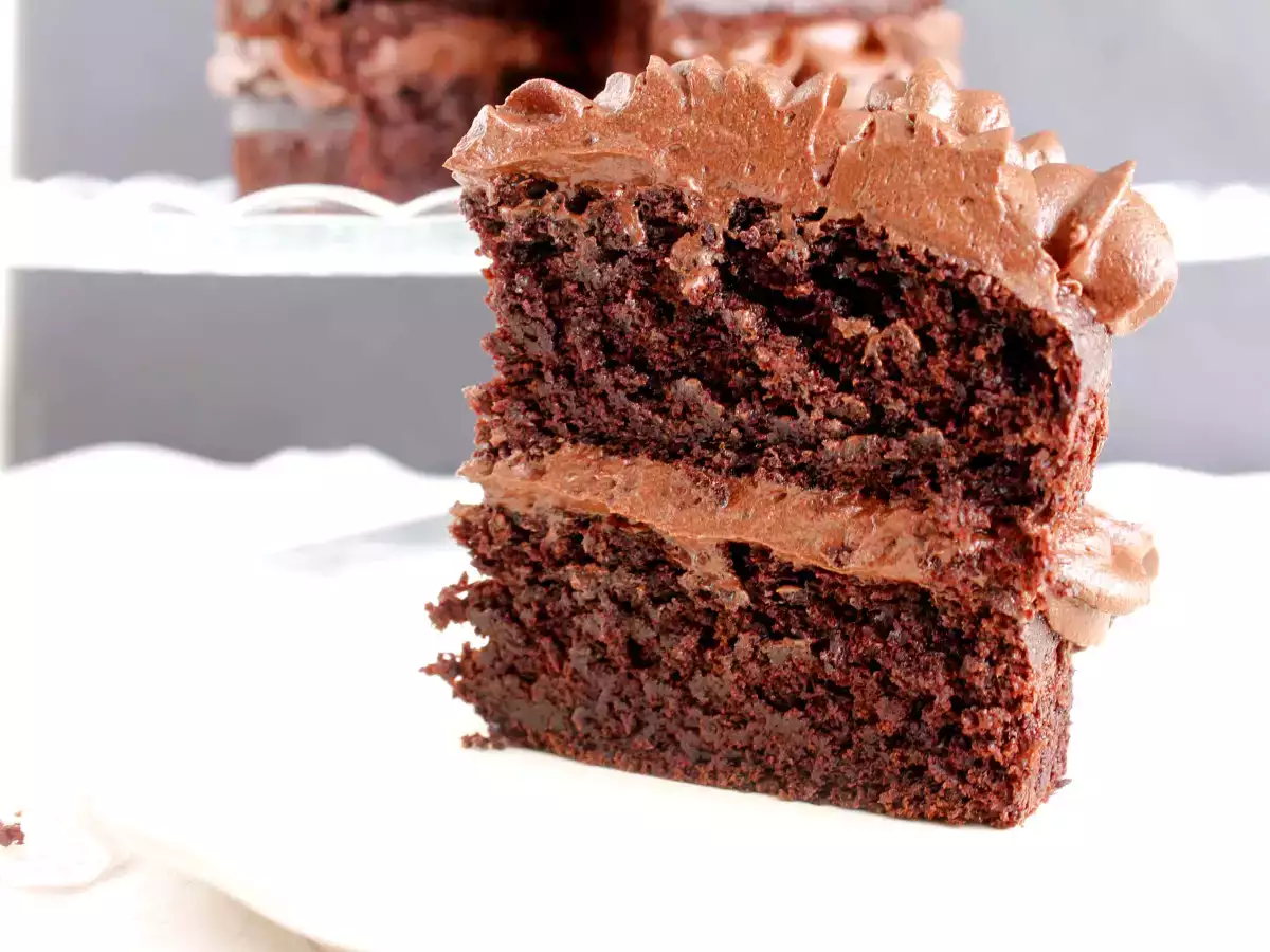 Layer cake de chocolate con buttercream de chocolate - foto 4
