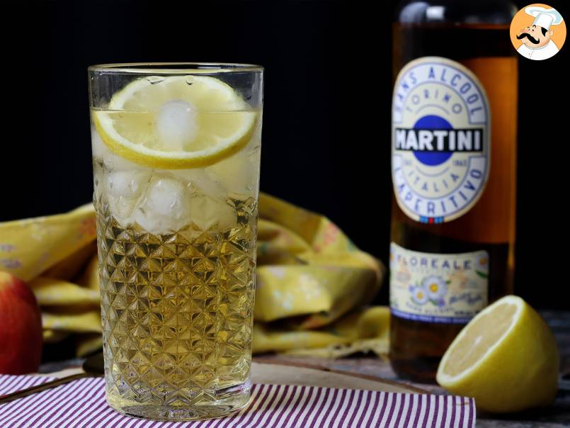 Martini Spritz sin alcohol, un cóctel dulce y floral - foto 4