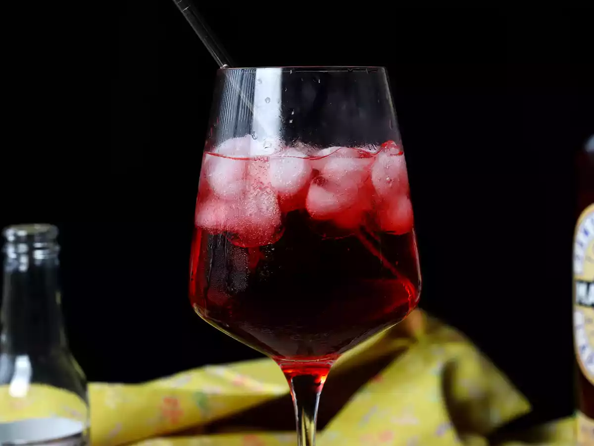 Martini tonic sin alcohol, ¡un cóctel fresco y afrutado! - foto 2