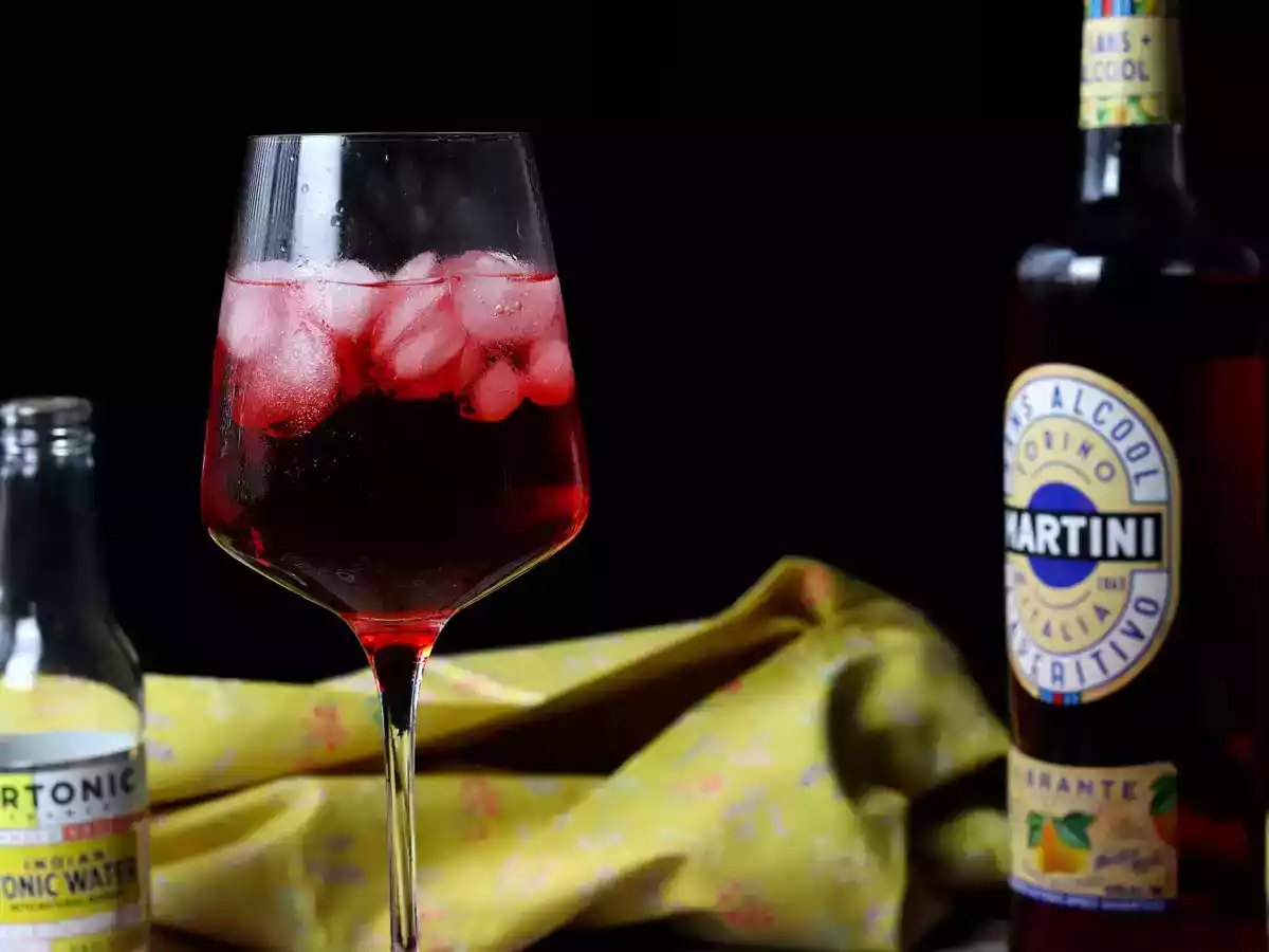 Martini tonic sin alcohol, ¡un cóctel fresco y afrutado! - foto 4