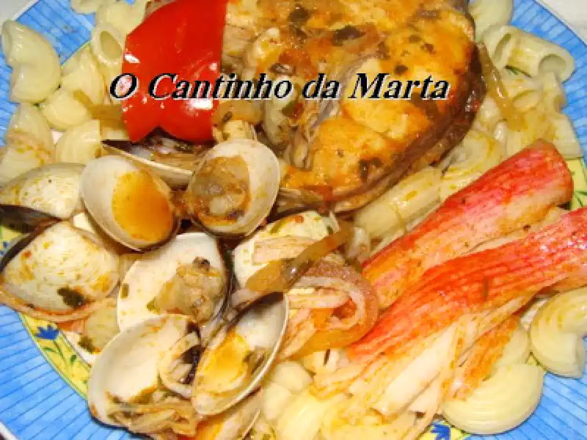 Maruca Estufada com Amêijoas e Delícias do Mar - foto 2