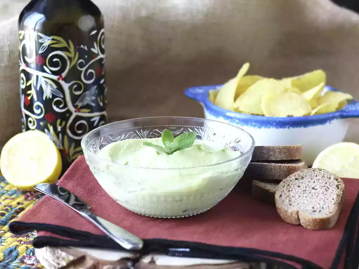 Mayonesa cremosa de aguacate con huevo duro – sin huevo crudo - foto 3