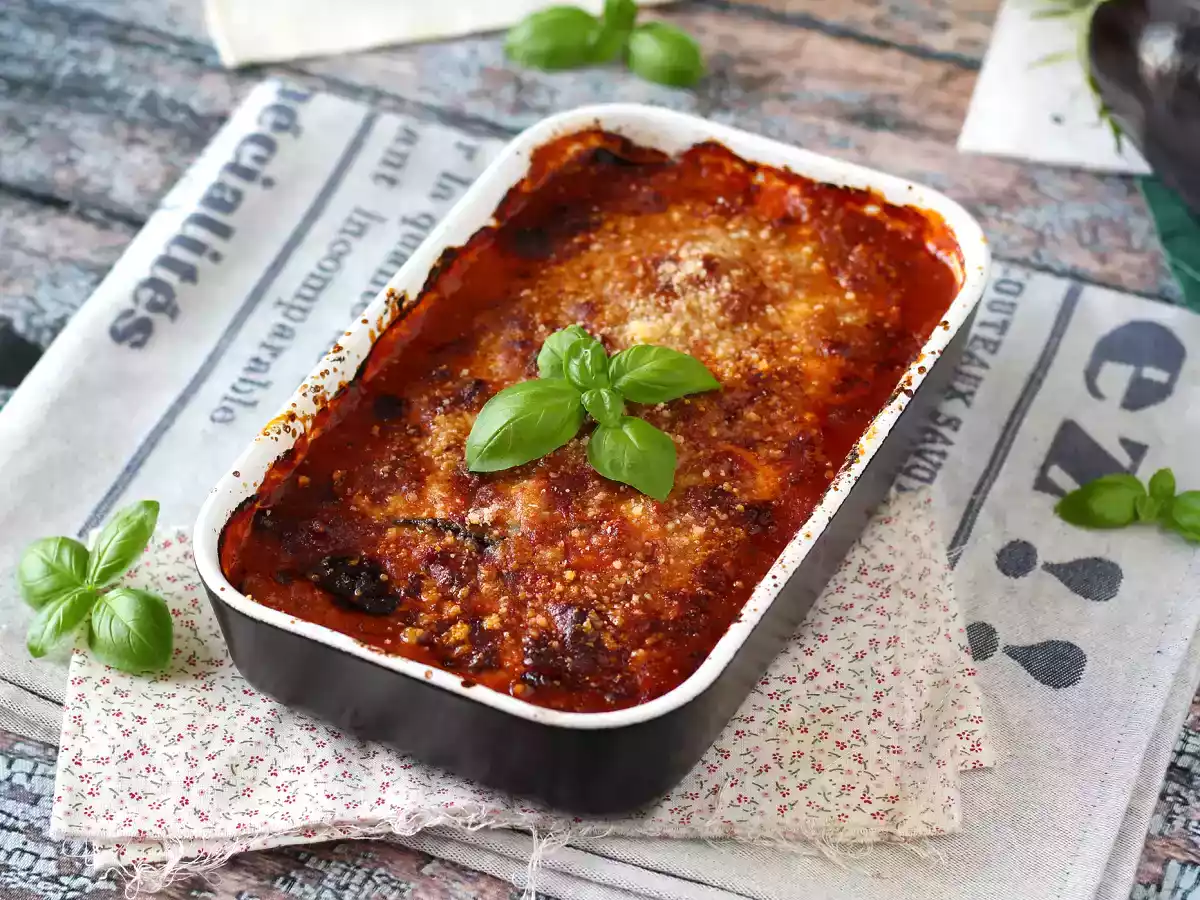 Melanzane alla parmigiana, el delicioso gratinado italiano de berenjenas con queso - foto 5