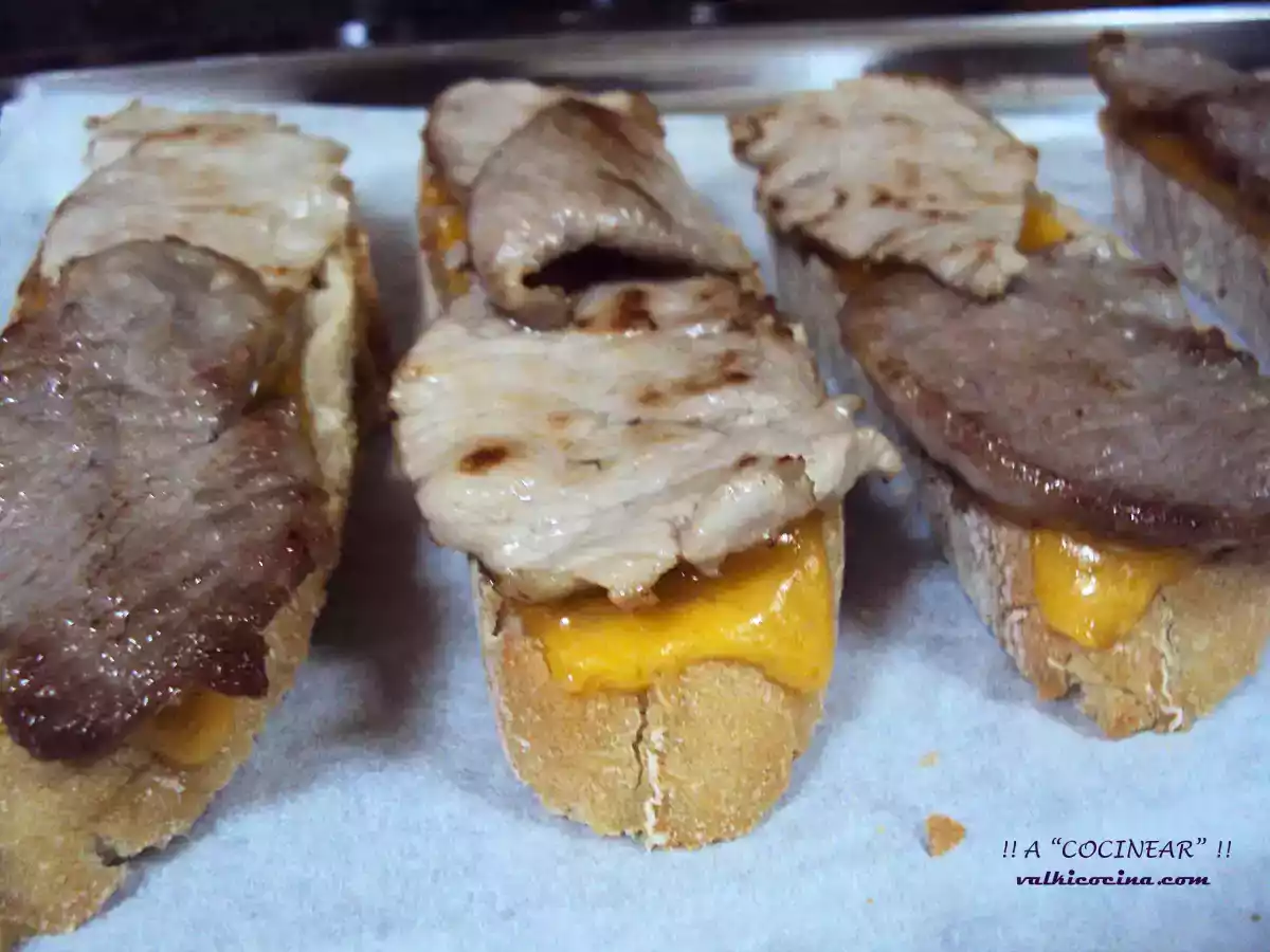 Montadito de secreto de cerdo y queso Cheddar - foto 4