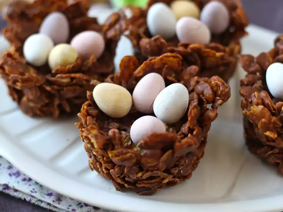 Nidos de Pascua de rocas de chocolate - foto 3