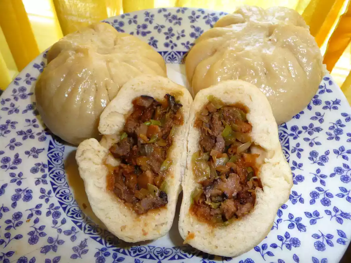 Nikuman, bollos rellenos de cerdo al vapor